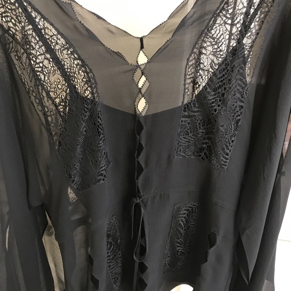 BCBG black lace top long sleeve - Picture 4 of 8